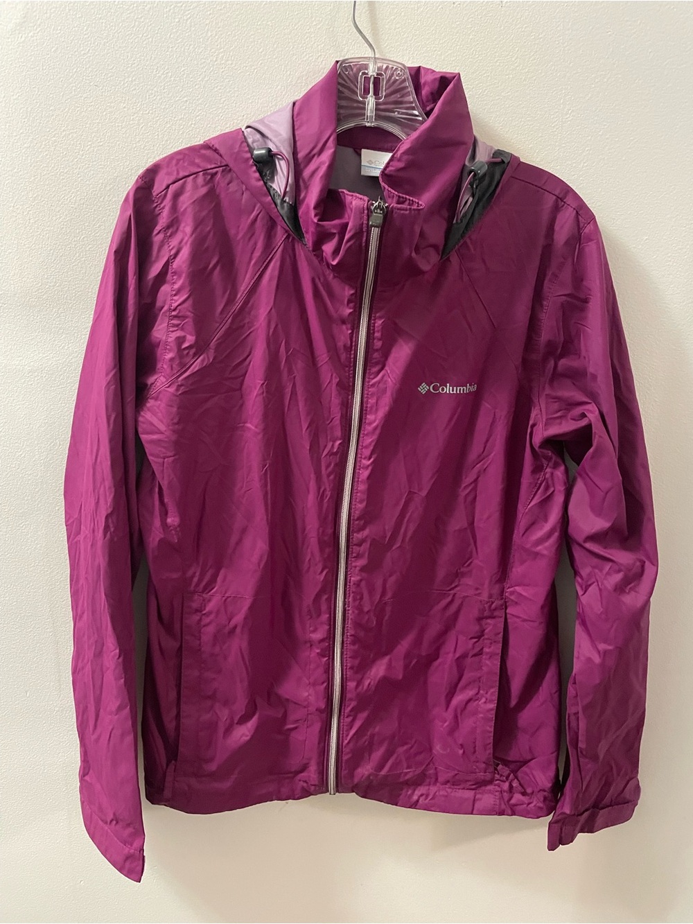 Columbia Women's Magenta Hooded Packable Jacket